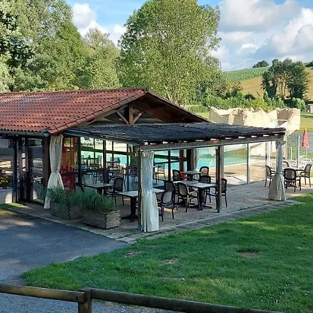 Tente Safari De Luxe Pour 6 Personnes La Tardiere